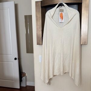 Barefoot Dreams Cream Poncho